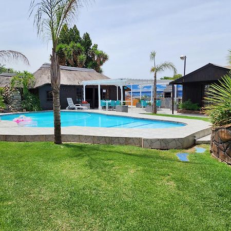 The Guesthouse Vanderbijlpark Exterior photo