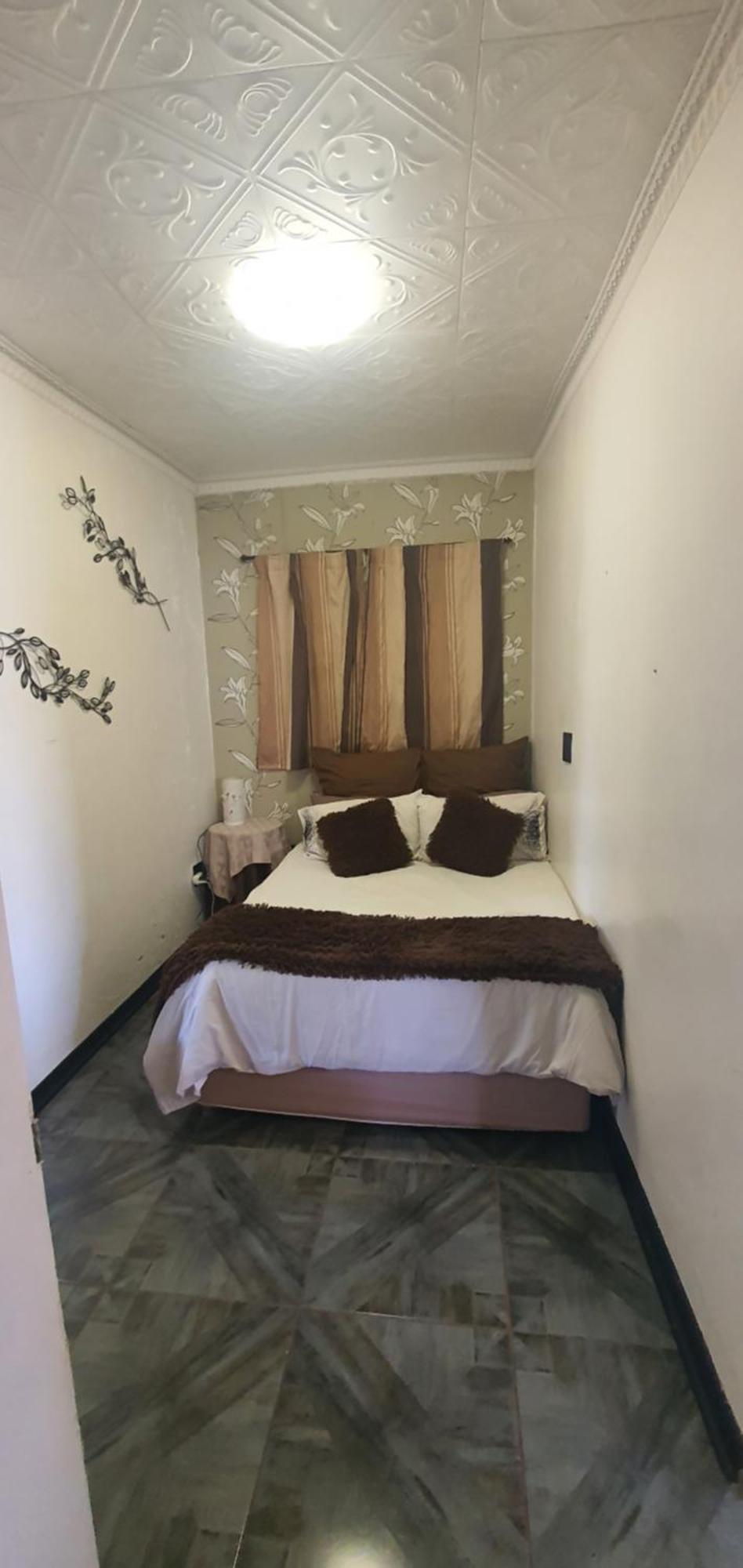 The Guesthouse Vanderbijlpark Exterior photo
