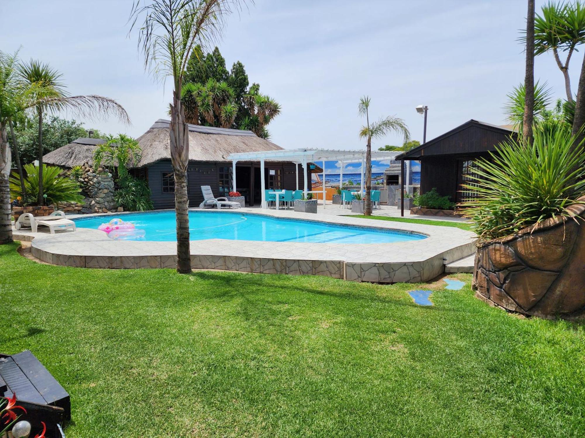The Guesthouse Vanderbijlpark Exterior photo